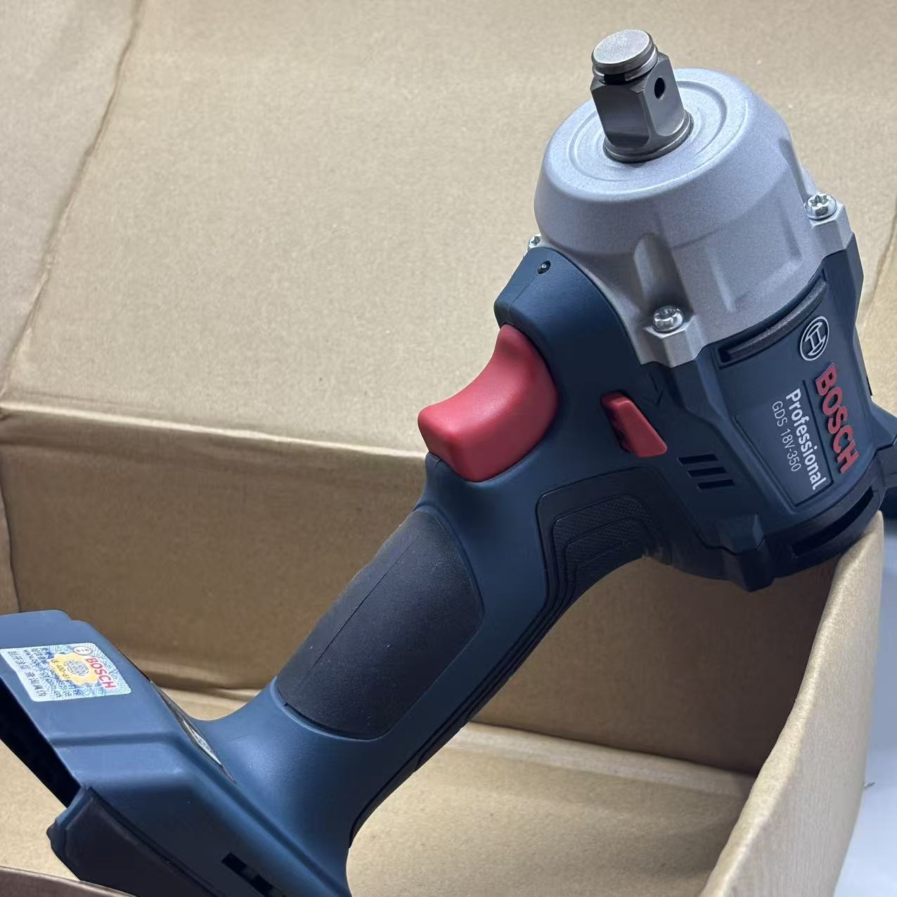 Torque Wrench - BOSCH GDS 18V-350 Akülü Darbeli Anahtar